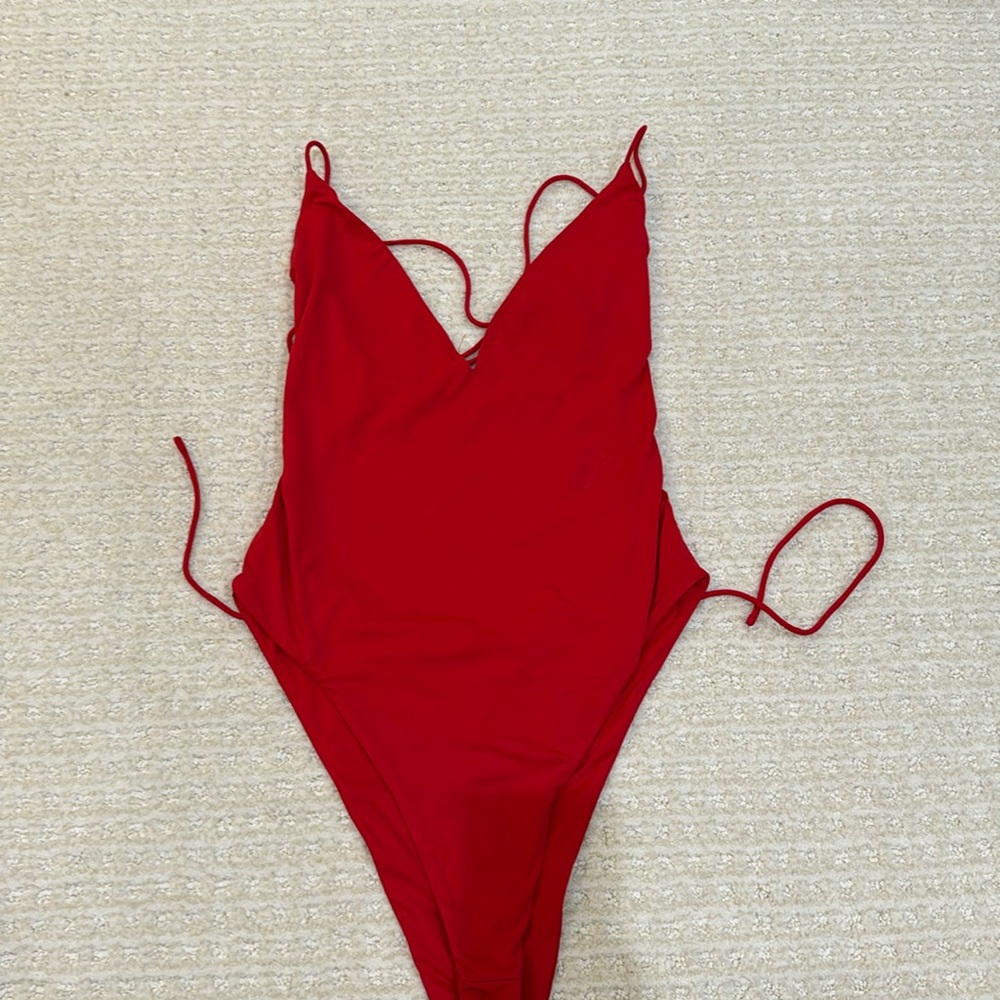 Superdown Red One Piece M